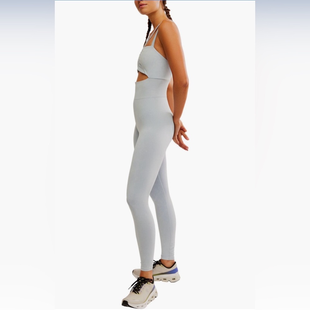 FREE PEOPLE Light Gray Cutout Activewear Set